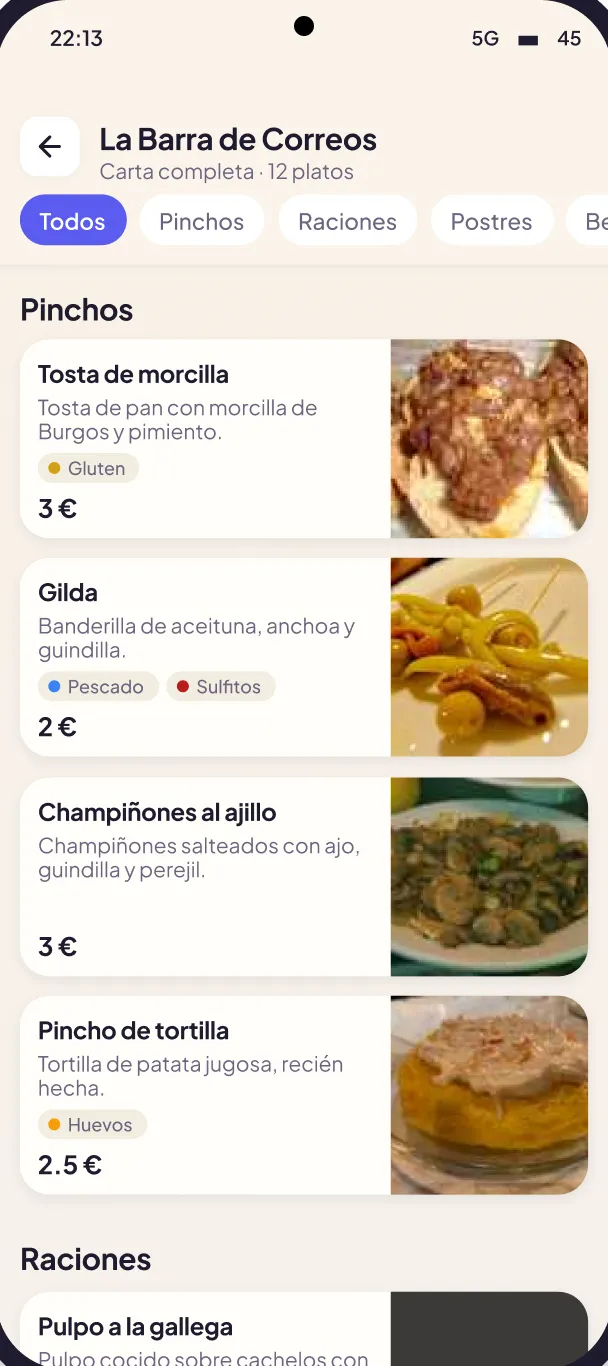 Carta de un restaurante en la app Bokado con filtros por categoría y una lista de platos con descripción, etiquetas de alérgenos, precio y foto.